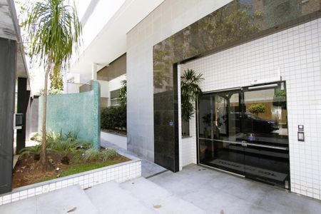 Apartamento à venda com 140m², 4 quartos e 4 vagasEntrada