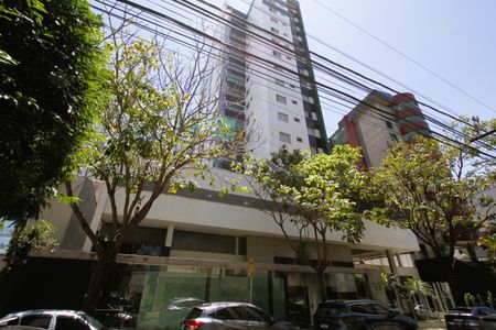 Apartamento à venda com 140m², 4 quartos e 4 vagasFachada