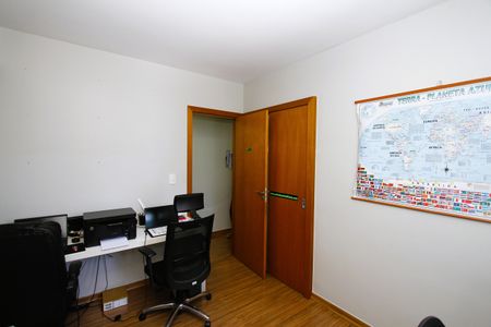 Apartamento à venda com 140m², 4 quartos e 4 vagasQuarto 4  Suíte