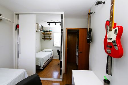 Apartamento à venda com 140m², 4 quartos e 4 vagasQuarto 3 -Semi Suíte