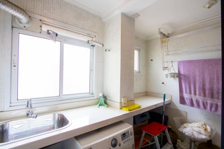 Apartamento à venda com 92m², 1 quarto e 2 vagasÁrea de serviço