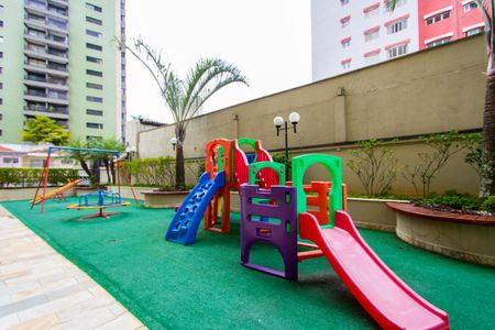 Apartamento à venda com 92m², 1 quarto e 2 vagasÁrea comum - Playground