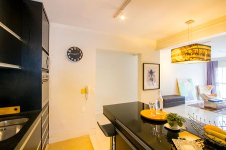 Apartamento à venda com 92m², 1 quarto e 2 vagasCozinha
