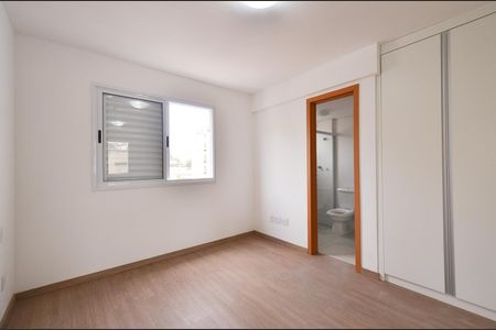 Apartamento para alugar com 66m², 2 quartos e 2 vagasSuite