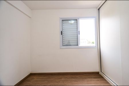 Quarto 1 de apartamento para alugar com 2 quartos, 66m² em Santo Antônio, Belo Horizonte