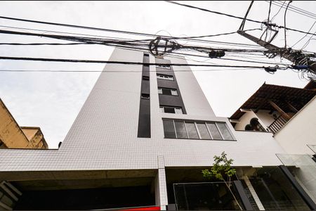 Apartamento para alugar com 66m², 2 quartos e 2 vagasFachada