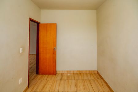 Quarto 1 de apartamento para alugar com 2 quartos, 50m² em Jardim Guanabara, Belo Horizonte
