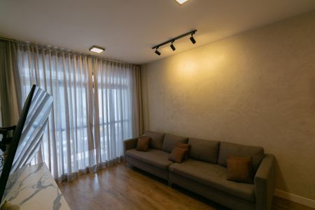 Sala de apartamento à venda com 3 quartos, 130m² em Belvedere, Belo Horizonte