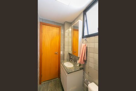 Apartamento à venda com 130m², 3 quartos e 2 vagasBanheiro da Suíte