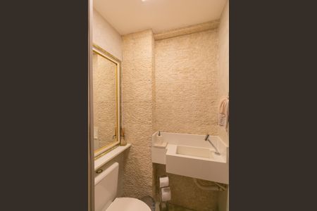 Apartamento à venda com 130m², 3 quartos e 2 vagasBanheiro Social