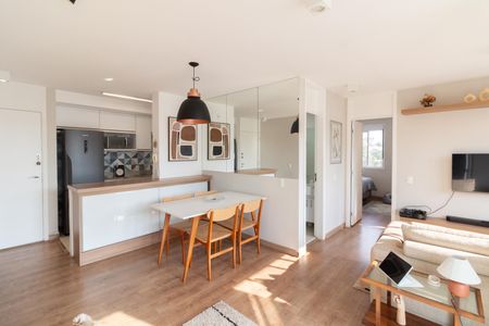 Sala de apartamento para alugar com 2 quartos, 60m² em Jaguaré, São Paulo