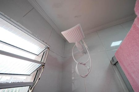 Casa à venda com 102m², 3 quartos e 2 vagasBanheiro da Suíte