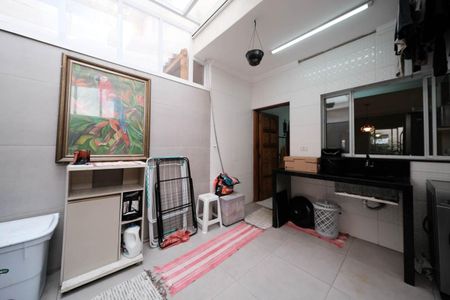 Casa à venda com 102m², 3 quartos e 2 vagasÁrea de Serviço