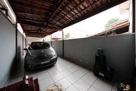 Casa à venda com 102m², 3 quartos e 2 vagasGaragem