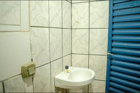 Banheiro Social de apartamento para alugar com 1 quarto, 45m² em Vila Redenção, Goiânia