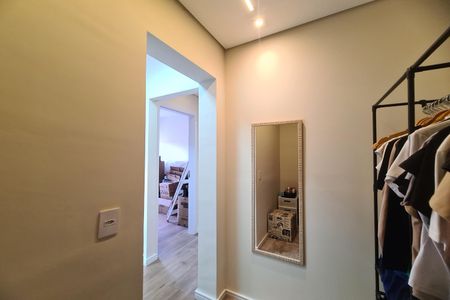 Apartamento à venda com 80m², 2 quartos e 1 vaga Apartamento à venda com 80m², 2 quartos e 1 vagaCloset da suíte