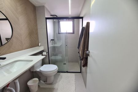 Apartamento à venda com 80m², 2 quartos e 1 vaga Apartamento à venda com 80m², 2 quartos e 1 vagaBanheiro da Suíte