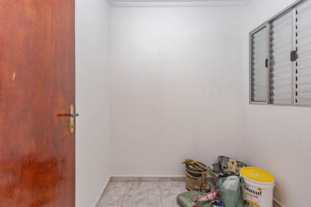 Quarto 1 de casa para alugar com 2 quartos, 45m² em Vila Brasilina, São Paulo