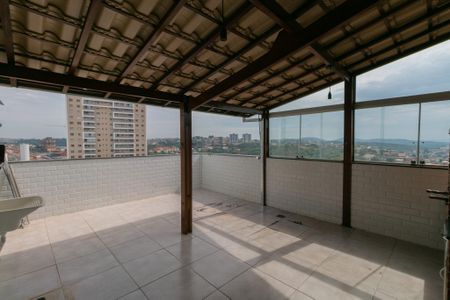 Apartamento para alugar com 126m², 3 quartos e 2 vagas Apartamento para alugar com 126m², 3 quartos e 2 vagasTerraço