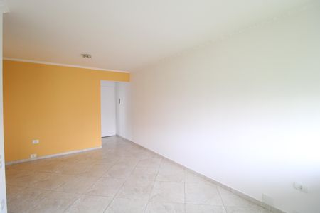 Sala de apartamento para alugar com 3 quartos, 77m² em Vila Sofia, São Paulo