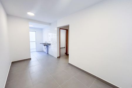 Apartamento para alugar com 2 quartos, 50m² em Vila Paulo Silas, São Paulo