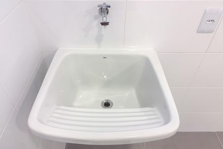 Apartamento para alugar com 33m², 1 quarto e sem vaga Apartamento para alugar com 33m², 1 quarto e sem vagaÁrea de Serviço