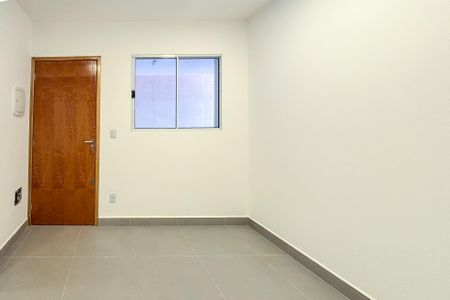 Sala de apartamento para alugar com 1 quarto, 33m² em Vila Paulo Silas, São Paulo