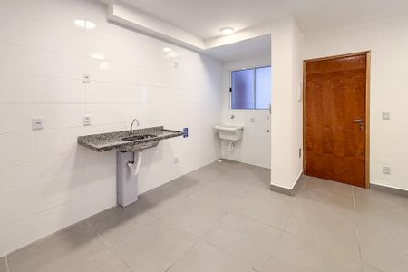 Apartamento para alugar com 33m², 1 quarto e sem vaga Apartamento para alugar com 33m², 1 quarto e sem vagaSala/cozinha