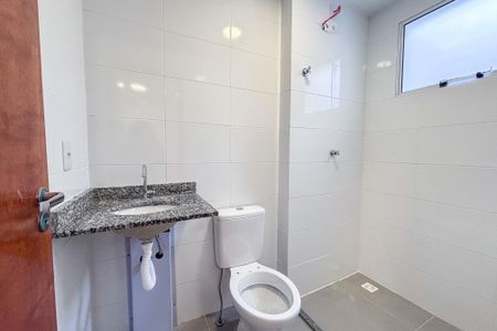Apartamento para alugar com 33m², 1 quarto e sem vaga Apartamento para alugar com 33m², 1 quarto e sem vagaBanheiro Social