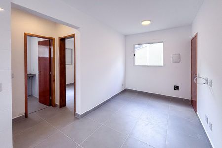Apartamento para alugar com 41m², 2 quartos e sem vaga Apartamento para alugar com 41m², 2 quartos e sem vagaSala