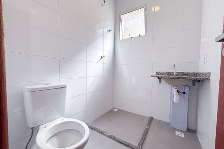 Apartamento para alugar com 41m², 2 quartos e sem vaga Apartamento para alugar com 41m², 2 quartos e sem vagaBanheiro Social