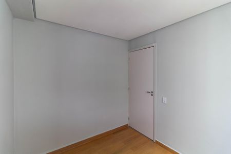 Quarto 1 de apartamento para alugar com 2 quartos, 35m² em Fazenda da Juta, São Paulo