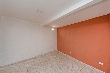 Casa para alugar com 2 quartos, 100m² em Parque Tomas Saraiva, São Paulo