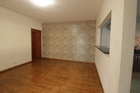 Apartamento à venda com 3 quartos, 188m² em Vila Santa Terezinha, Várzea Paulista