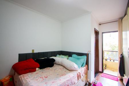 Apartamento à venda com 81m², 3 quartos e 2 vagas Apartamento à venda com 81m², 3 quartos e 2 vagasQuarto 1 - Suíte