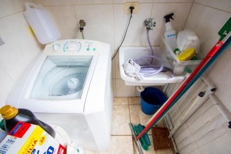 Apartamento à venda com 81m², 3 quartos e 2 vagas Apartamento à venda com 81m², 3 quartos e 2 vagasÁrea de serviço