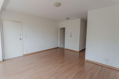 Sala de apartamento para alugar com 3 quartos, 123m² em Sion, Belo Horizonte