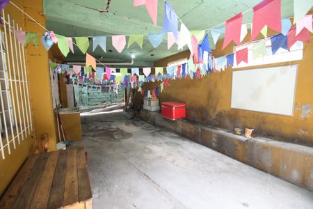 Casa à venda com 120m², 5 quartos e 1 vagaÁrea de Serviço Casa 2