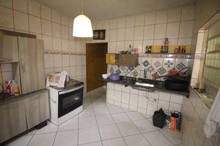 Casa à venda com 120m², 5 quartos e 1 vagaCozinha Casa 2