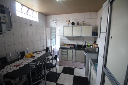 Casa à venda com 120m², 5 quartos e 1 vagaCozinha