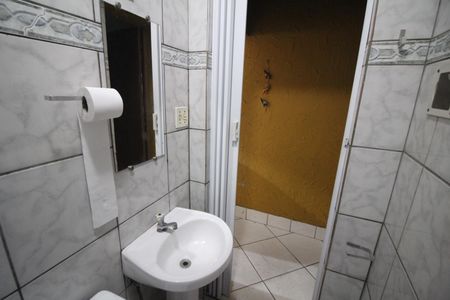 Casa à venda com 120m², 5 quartos e 1 vagaBanheiro Casa 2