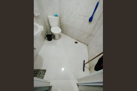 Banheiro de casa para alugar com 1 quarto, 40m² em Penha de França, São Paulo