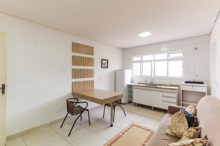 Sala/Cozinha de apartamento para alugar com 1 quarto, 40m² em Parque da Mooca, São Paulo