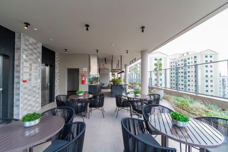 Apartamento para alugar com 85m², 2 quartos e 2 vagas Apartamento para alugar com 85m², 2 quartos e 2 vagasÁrea comum