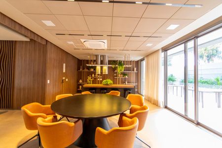 Apartamento para alugar com 85m², 2 quartos e 2 vagas Apartamento para alugar com 85m², 2 quartos e 2 vagasÁrea comum