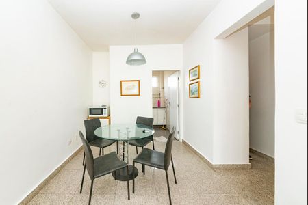Sala de apartamento para alugar com 3 quartos, 75m² em Alto Barroca, Belo Horizonte