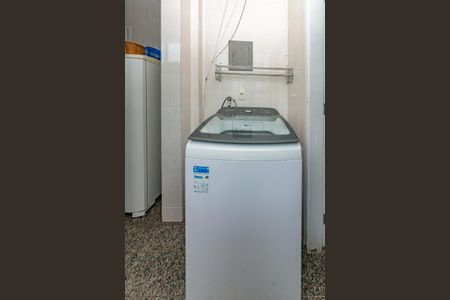 Apartamento para alugar com 75m², 3 quartos e 1 vagaÁrea de Serviço