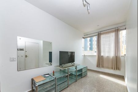 Apartamento para alugar com 75m², 3 quartos e 1 vagaSala