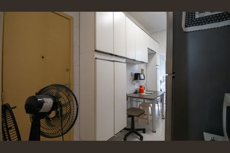 Apartamento para alugar com 70m², 2 quartos e sem vagaCozinha