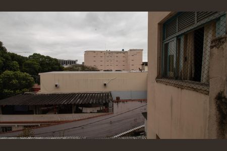 Apartamento para alugar com 70m², 2 quartos e sem vagaÁrea de Serviço Vista